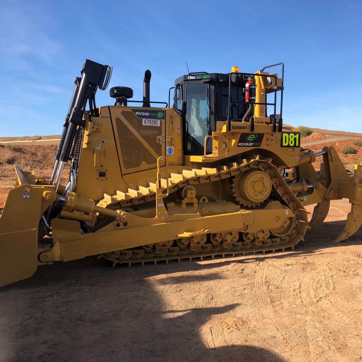 D6T LGP Swamp Dozer Ezyquip Hire